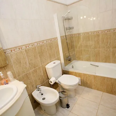 T3 Oasis Апартаменти *